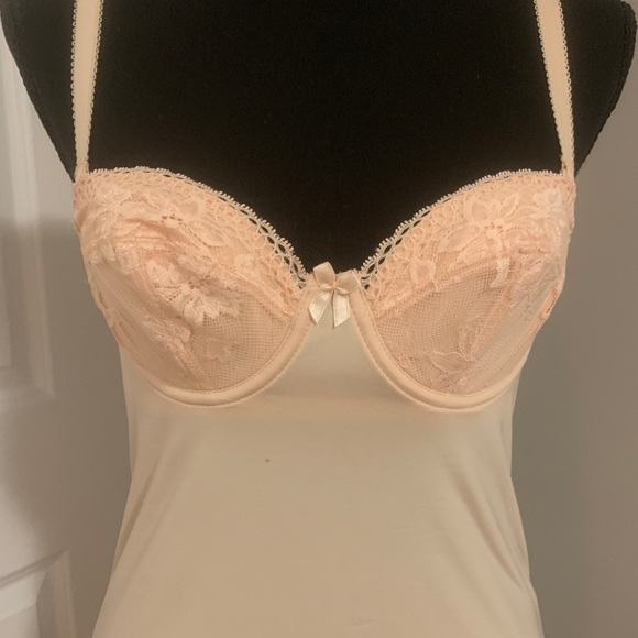 {2/$40} CHARNOS Superfit Multiway Bra Slip - Picture 9 of 13
